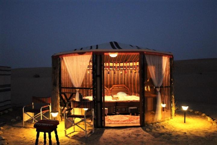 Queen Desert Camp Fulayj al Masha'ikh Екстер'єр фото