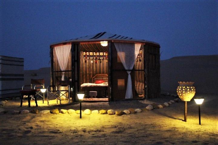 Queen Desert Camp Fulayj al Masha'ikh Екстер'єр фото