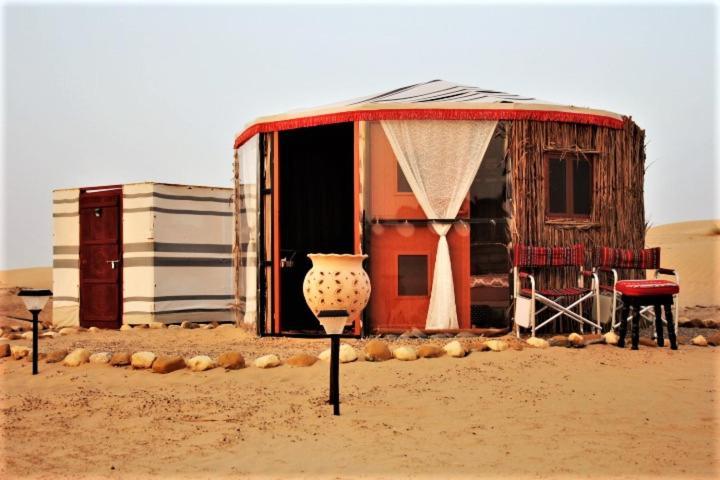 Queen Desert Camp Fulayj al Masha'ikh Екстер'єр фото