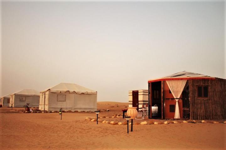 Queen Desert Camp Fulayj al Masha'ikh Екстер'єр фото